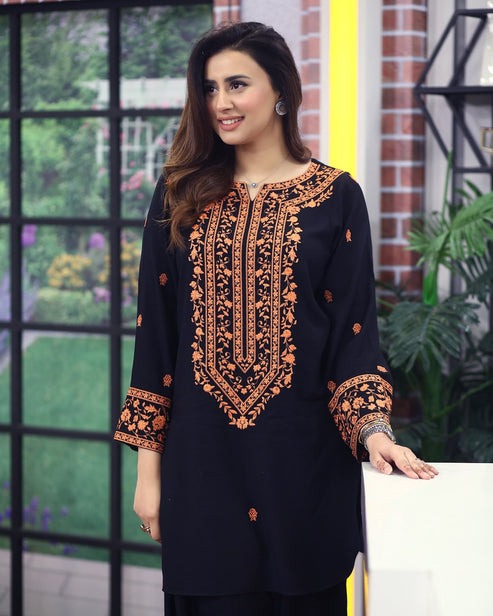 Sofia Brand Embroidered Stitched 2-Piece Suit